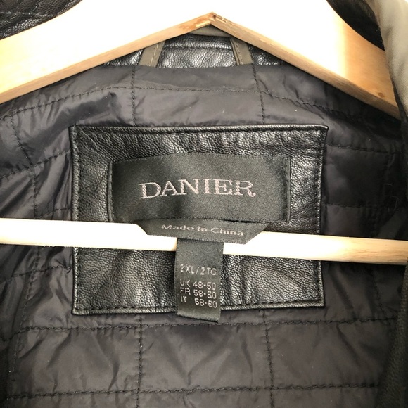 DANIER trench coat - Picture 3 of 12